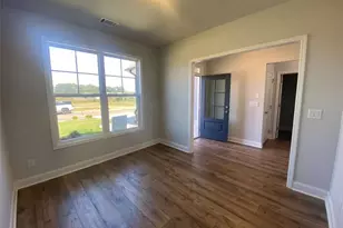 372 Glenside Dr, Jefferson, GA 30549 - Photo 8