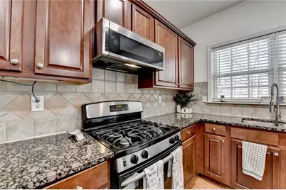 653 Prada Ct, Lawrenceville, GA 30043 - Photo 20