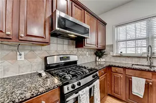 653 Prada Ct, Lawrenceville, GA 30043 - Photo 20