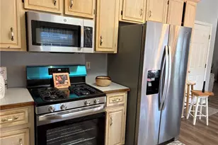 132 Carl Barrett Dr, Canton, GA 30115 - Photo 18