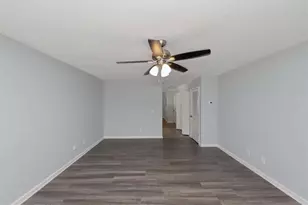 1626 Hallmark Hills Dr, Griffin, GA 30223 - Photo 4