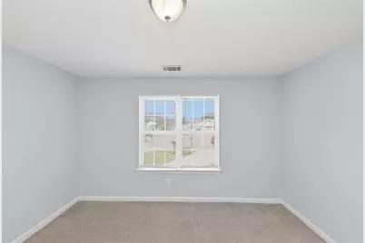 1626 Hallmark Hills Dr, Griffin, GA 30223 - Photo 12