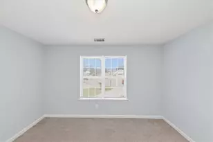 1626 Hallmark Hills Dr, Griffin, GA 30223 - Photo 12