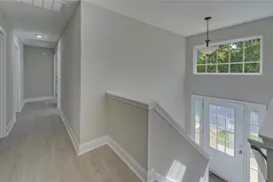 256 Canyon Point Dr, Demorest, GA 30535 - Photo 2