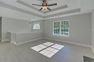 256 Canyon Point Dr, Demorest, GA 30535 - Photo 4