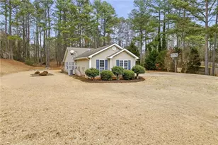 4758 Eagle Watch Dr, Flowery Branch, GA 30542 - Photo 2