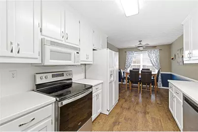 4758 Eagle Watch Drive, Flowery Branch, GA 30542 - Photo 8