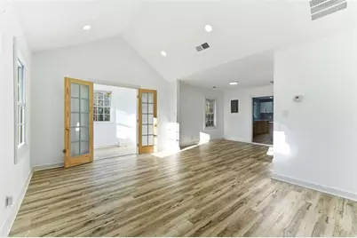 2103 Arlington Circle, Atlanta, GA 30318 - Photo 2