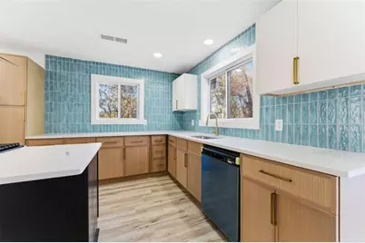 2103 Arlington Circle, Atlanta, GA 30318 - Photo 12