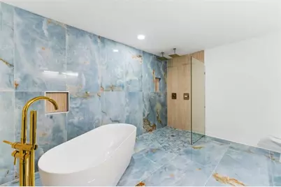 2103 Arlington Circle, Atlanta, GA 30318 - Photo 16