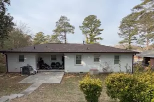 2478 Graywall St, Atlanta, GA 30344 - Photo 2