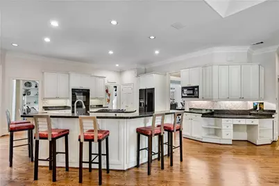 5950 Long Island Drive NW, Atlanta, GA 30328 - Photo 20