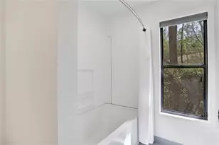 6061 Blackberry Ln, Buford, GA 30518 - Photo 20