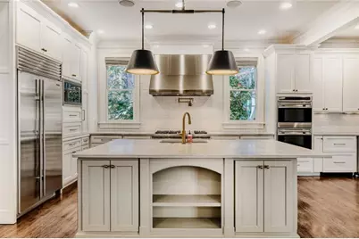 8 W Wieuca Road NE, Atlanta, GA 30342 - Photo 10