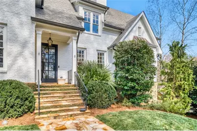 8 W Wieuca Road NE, Atlanta, GA 30342 - Photo 2