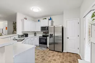 561 Oakside Pl, Acworth, GA 30102 - Photo 10