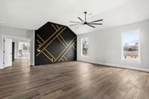 392 Price Pl, Norcross, GA 30071 - Photo 10