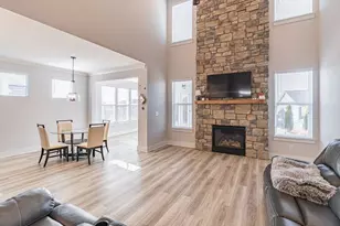 604 Redfish Wy, Hoschton, GA 30548 - Photo 8