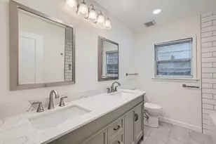 1747 Venetian Dr SW, Atlanta, GA 30311 - Photo 18