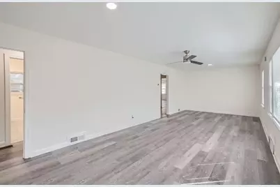 1747 Venetian Drive SW, Atlanta, GA 30311 - Photo 14