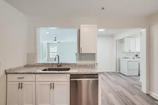 1747 Venetian Dr SW, Atlanta, GA 30311 - Photo 12