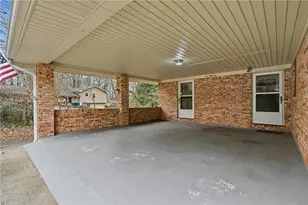 552 Ben Ct SW, Lilburn, GA 30047 - Photo 20