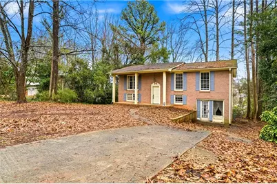 6950 Knollwood Drive, Morrow, GA 30260 - Photo 2