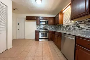 5328 Ridge Forest Dr, Stone Mountain, GA 30083 - Photo 14