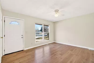 8399 Attleboro Drive, Jonesboro, GA 30238 - Photo 4