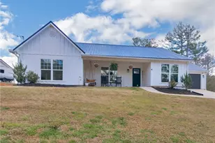 215 Almon Ave, Tallapoosa, GA 30176 - Photo 1