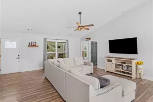 215 Almon Ave, Tallapoosa, GA 30176 - Photo 6