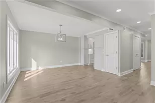 49 Ivy Gates, Atlanta, GA 30342 - Photo 10