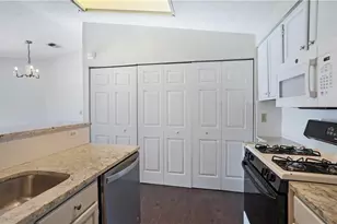 1483 Keys Crossing Dr NE, Brookhaven, GA 30319 - Photo 12