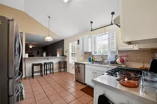 385 Creekview Blvd, Covington, GA 30016 - Photo 8