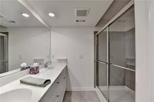 1049 Collections Dr, Lawrenceville, GA 30043 - Photo 36