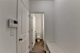 1049 Collections Dr, Lawrenceville, GA 30043 - Photo 6