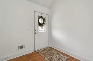 3855 Laurel Falls Dr, Snellville, GA 30039 - Photo 6