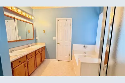 4651 Crawford Oaks Drive, Oakwood, GA 30566 - Photo 16