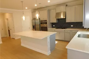 930 Elderberry Ct, Lawrenceville, GA 30019 - Photo 10