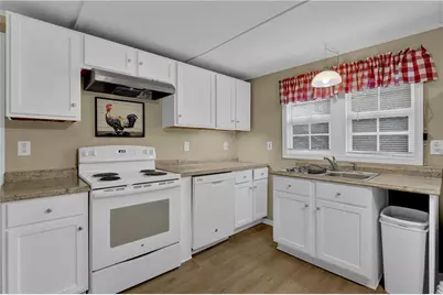 5852 Overby Road, Flowery Branch, GA 30542 - Photo 10