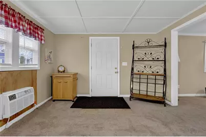 5852 Overby Road, Flowery Branch, GA 30542 - Photo 4