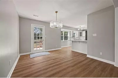 4051 Seven Hills Court, Stone Mountain, GA 30083 - Photo 6