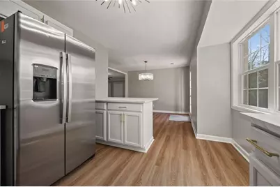 4051 Seven Hills Court, Stone Mountain, GA 30083 - Photo 10