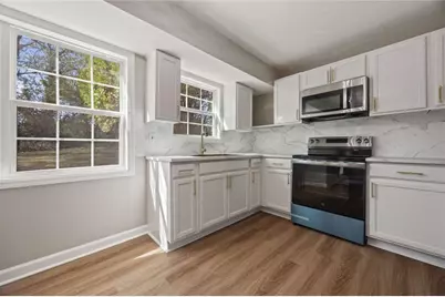 4051 Seven Hills Court, Stone Mountain, GA 30083 - Photo 12