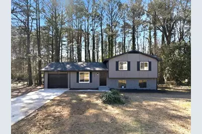 835 Cochise Trl, Conyers, NC 27616 - Photo 2