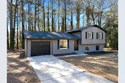 835 Cochise Trl, Conyers, NC 27616 - Photo 1