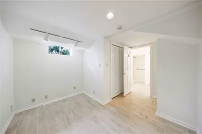 3857 Land O Lakes Road NE, Atlanta, GA 30342 - Photo 32