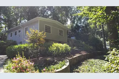 3857 Land O Lakes Road NE, Atlanta, GA 30342 - Photo 6