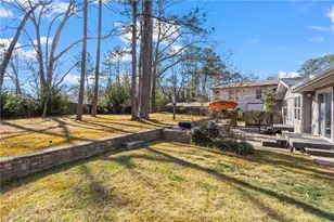 2102 Fairway Cir NE, Atlanta, GA 30319 - Photo 28