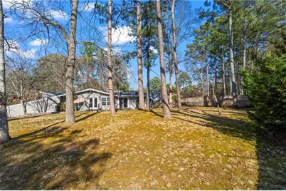 2102 Fairway Circle NE, Atlanta, GA 30319 - Photo 30